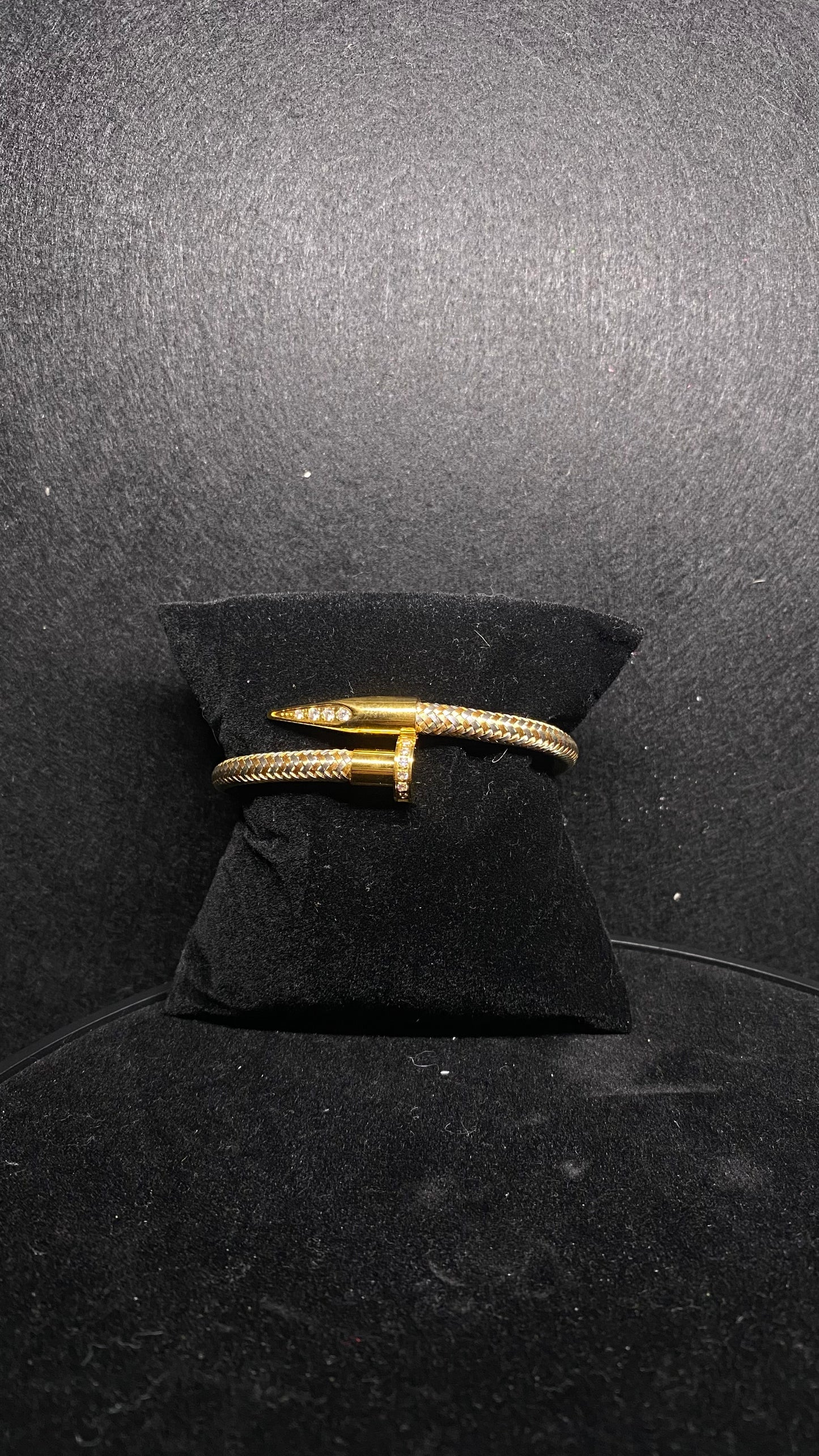 Pulsera de clavo para dama