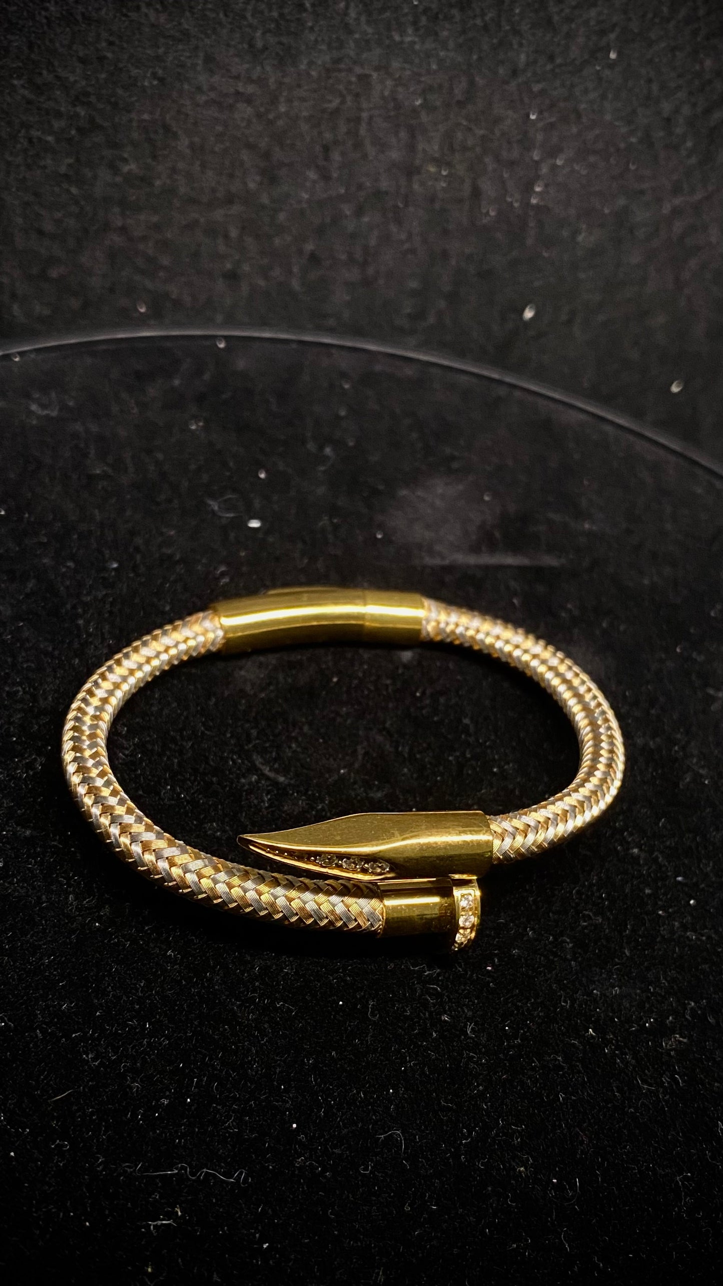 Pulsera de clavo para dama